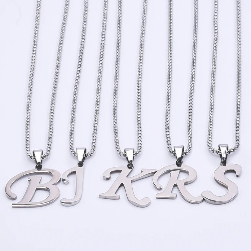Travel Accessories As Gifts - Kalung Liontin Huruf Awal dari Baja
