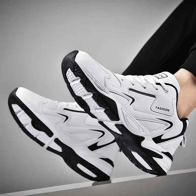 Travel Accessories Ideas - Sepatu kets olahraga untuk pria, sepatu