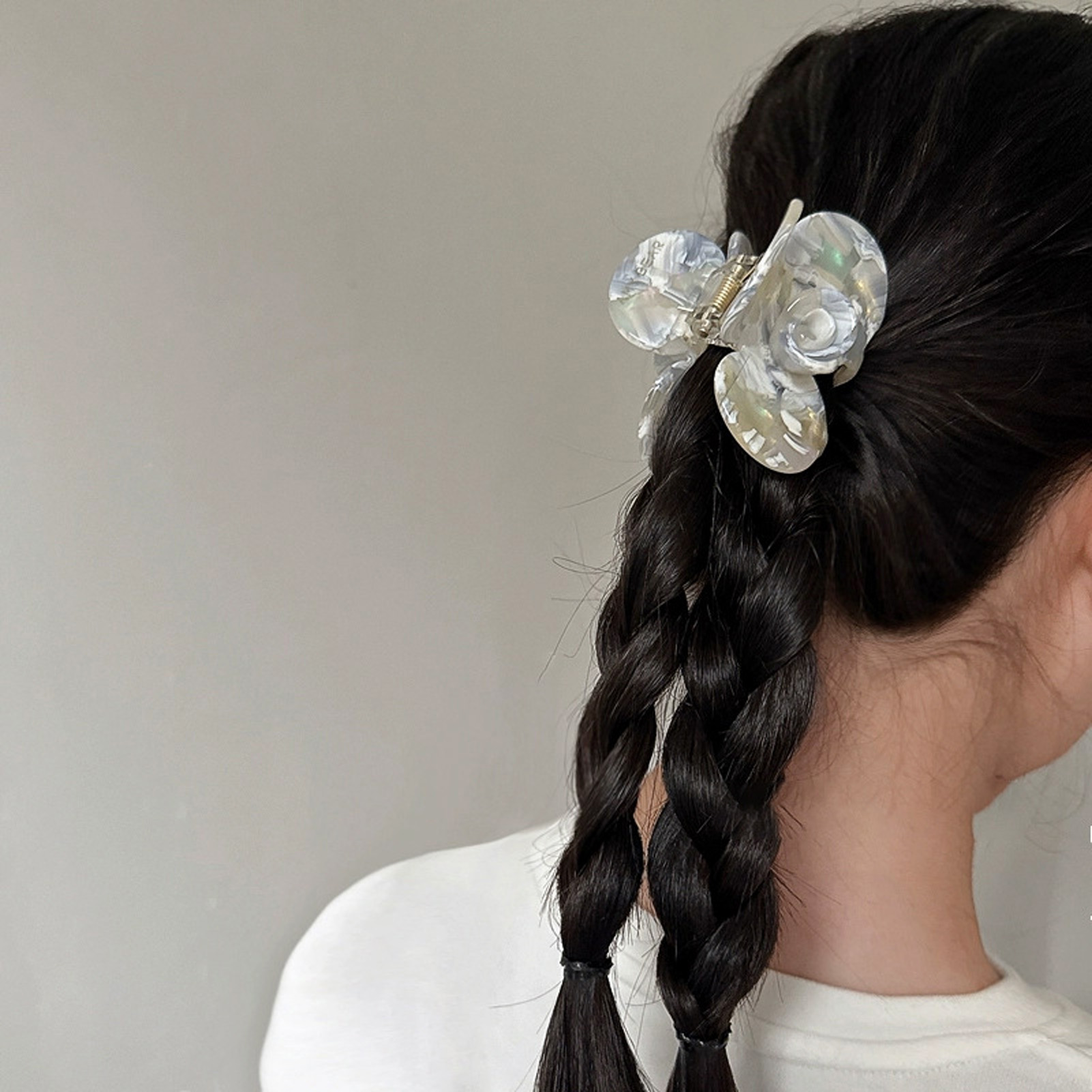 Jepit Rambut Akrilik Camellia  - Travel Accessories Aesthetic ulasan dan harga